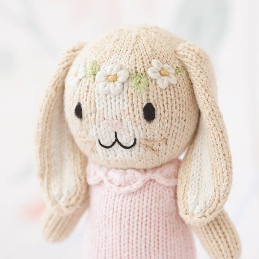 Tiny Hannah the Bunny (blush)