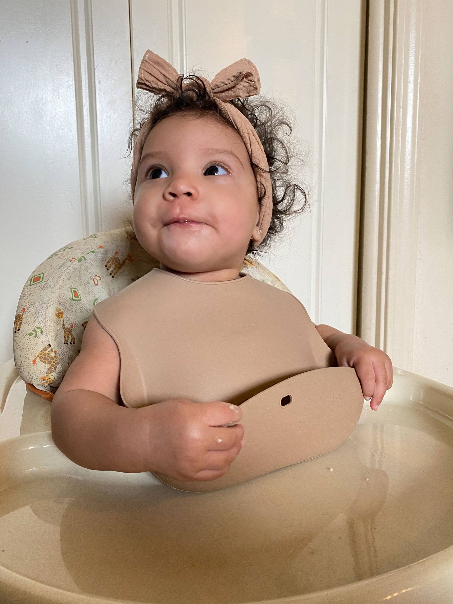 Silicone Baby Bib Roll Up & Stay Closed (Taupe)
