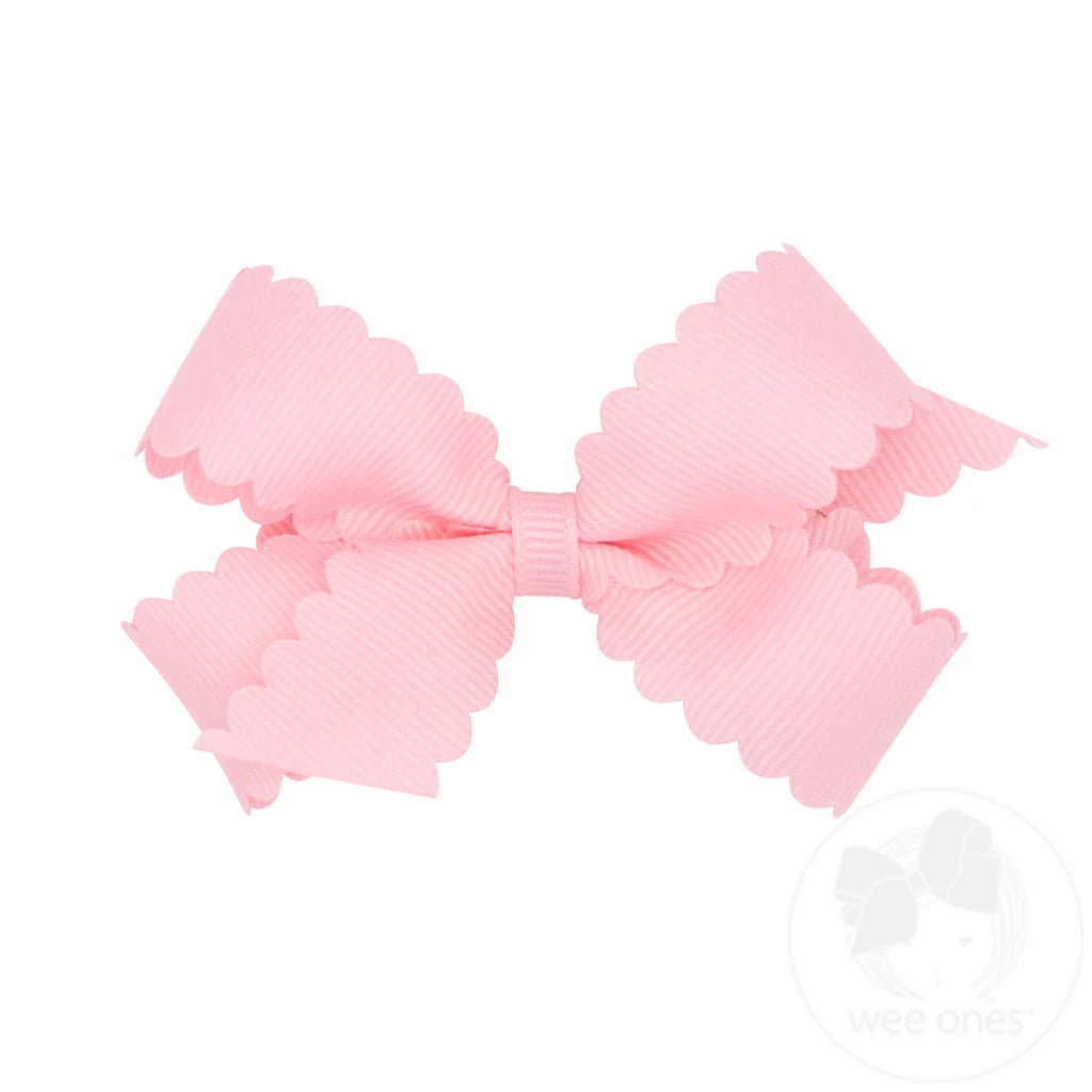 Scalloped Edge Bow