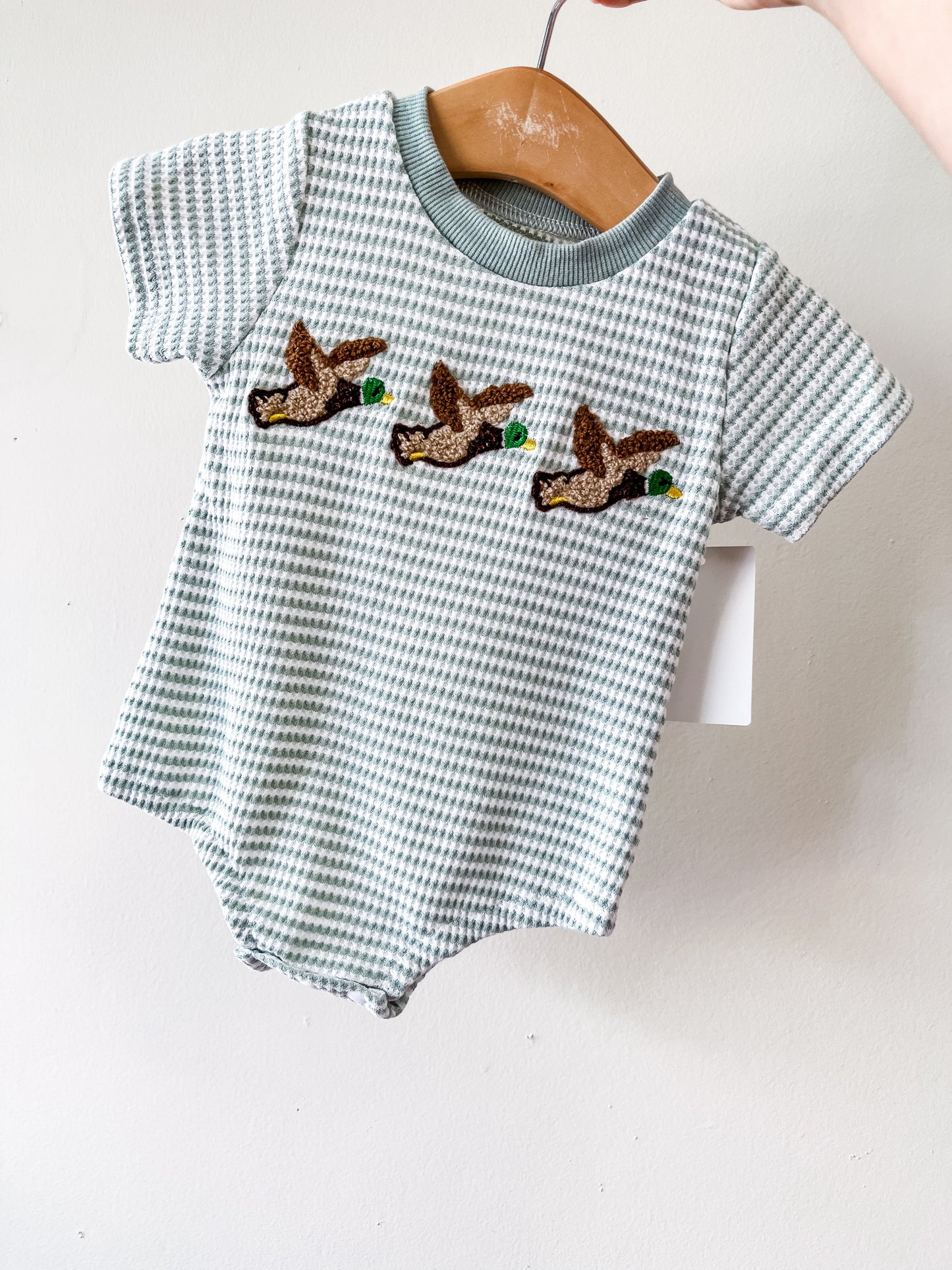 Duck Striped Bubble