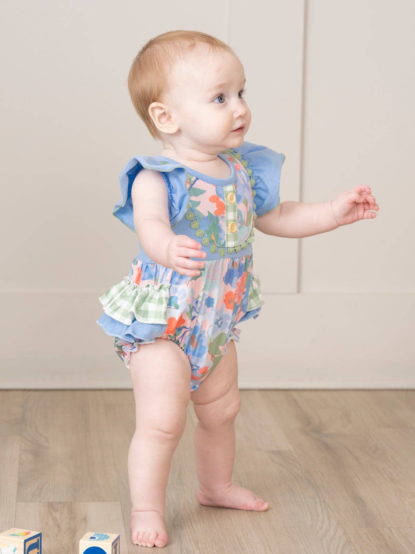 Watercolor Floral Ruffle Bubble